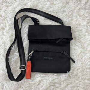 Sherpani Pica, Small Crossbody Purse RFID Protection Black